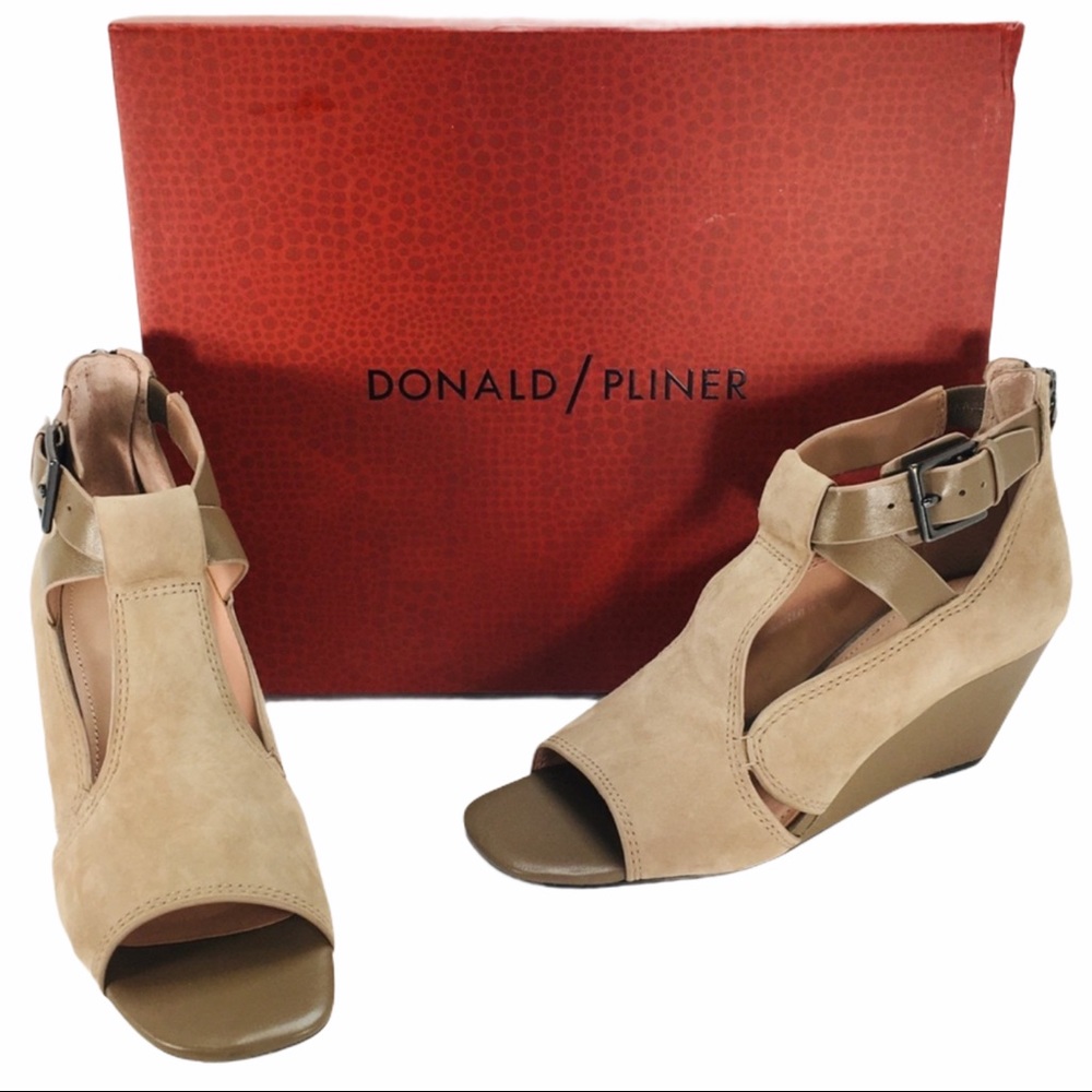 Donald J Pliner Sila2-KS Taupe Suede Wedge Sandals